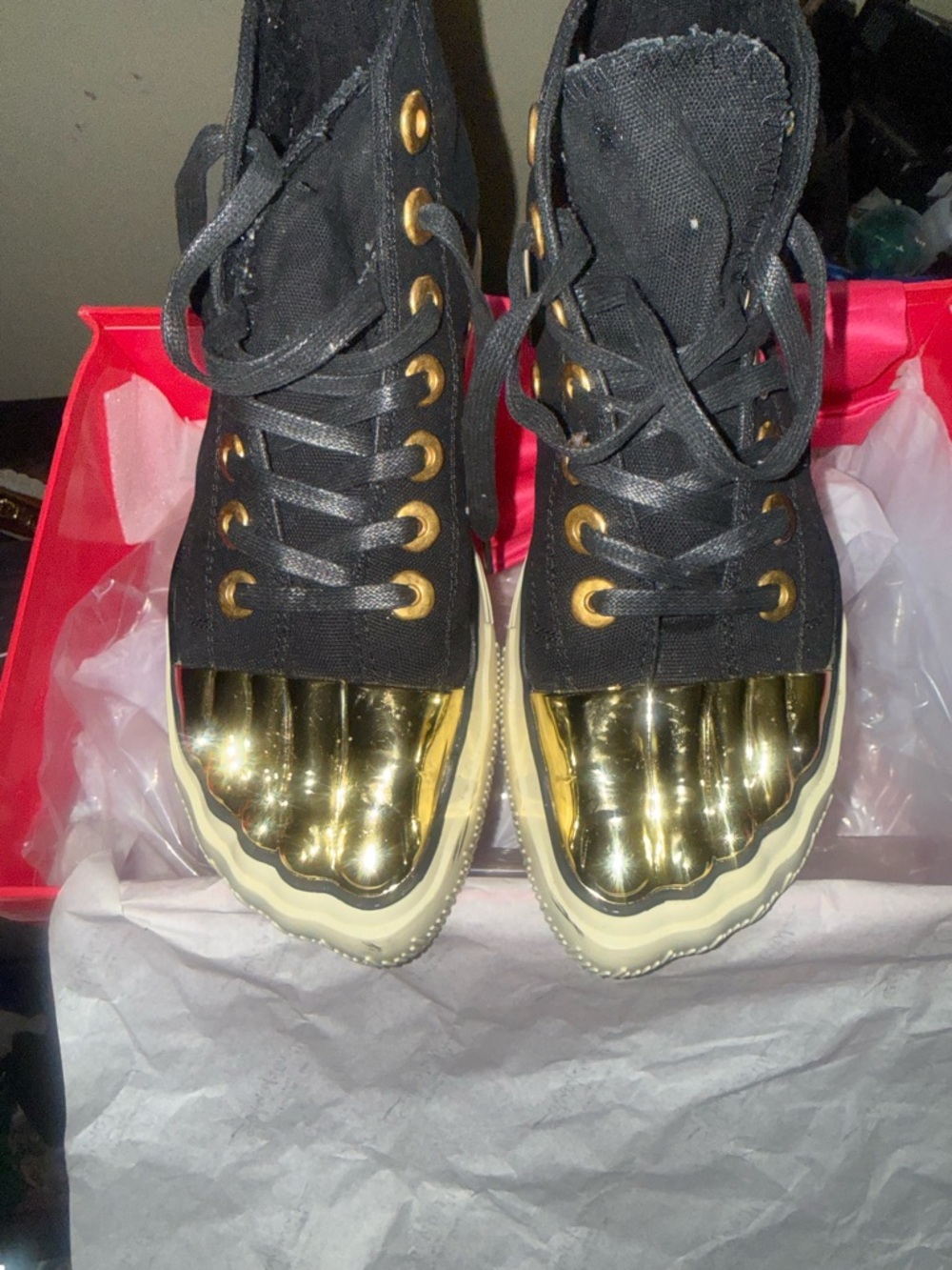 Men’s Black Athletic High-Top Sneakers with Gold Toe Caps